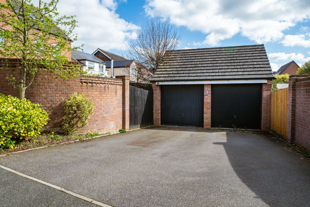 Garage- click for photo gallery